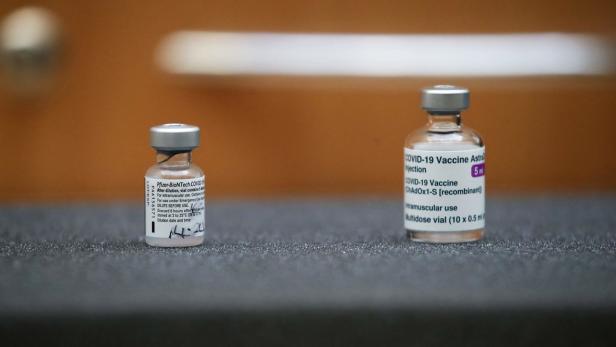 Corona: Kreuzimpfung stärker als Zweimal-Impfung mit Astra Zeneca