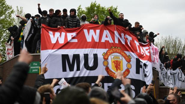 Fanproteste sorgten dafür, dass sich Manchester United vom Projekt verabschiedete