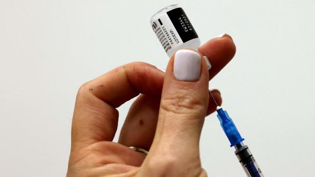 Corona-Impfstoff wird teurer + 452 Neuinfektionen in Österreich