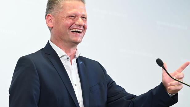 Satireportal klagt ÖVP-Mann Hanger wegen "harter Konkurrenz"