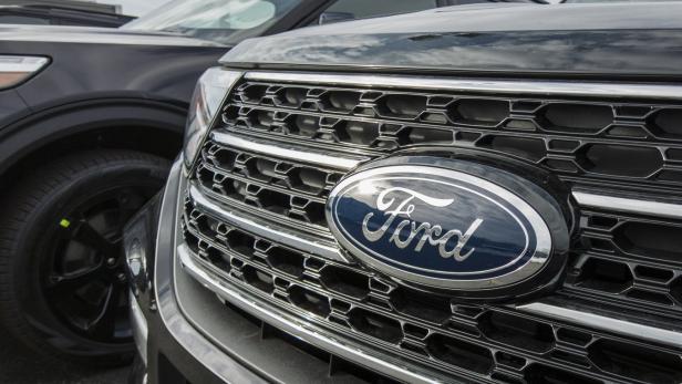 Ford fährt Produktion wegen Halbleiter-Engpässen erneut herunter