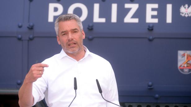 Nehammer kritisiert rechtsextremen "Spaziergang" an Burgenland-Grenze