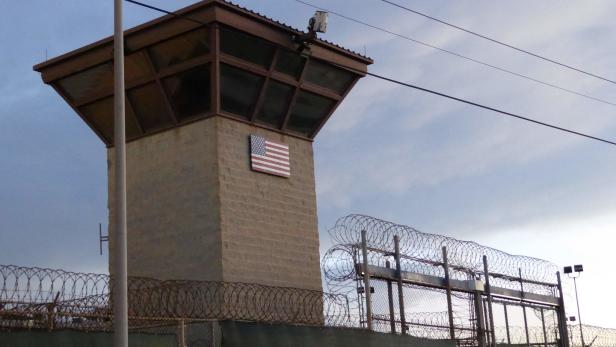 Demokraten fordern von Biden Schließung von Guantanamo-Lager