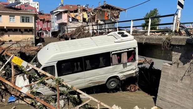 Hochwasser in der Türkei: Zahl der Todesopfer stieg auf 62