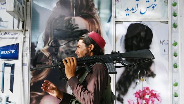 "Keine Demokratie": Wie die Taliban in Afghanistan regieren wollen