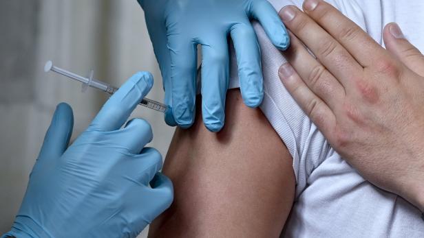 Biontech-Booster stellt hohen Impfschutz wieder her