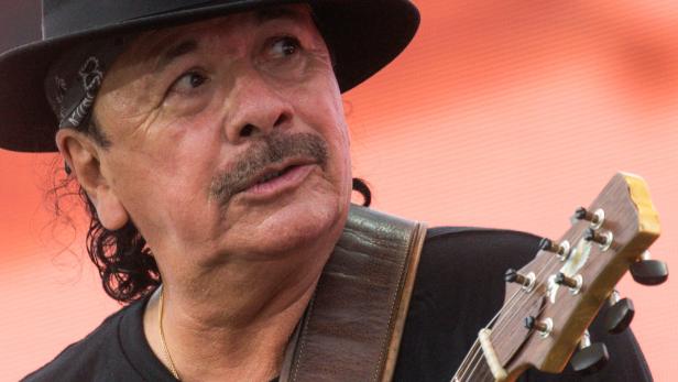 Rockstar Carlos Santana bricht bei Konzert in USA zusammen