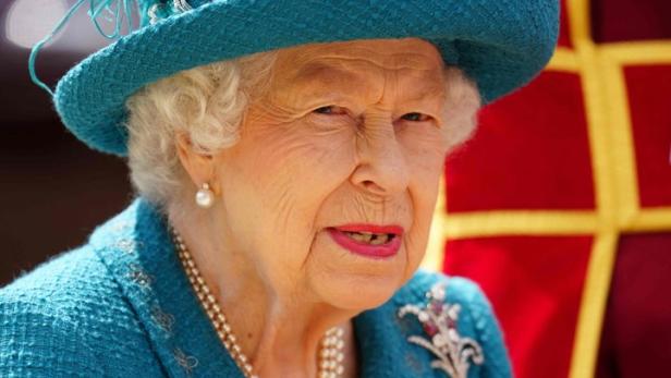 "Genug ist genug": Queen schaltet Anwälte gegen Meghan und Harry ein