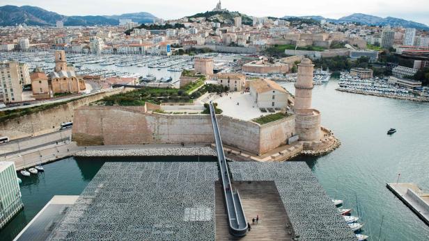 Marseille: Blick auf das Museum MuCem und das Fort Saint-Jean.