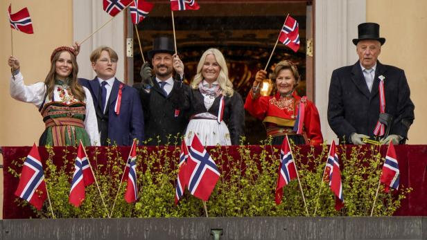 Die norwegische Königsfamilie: Prinzessin Ingrid (links)