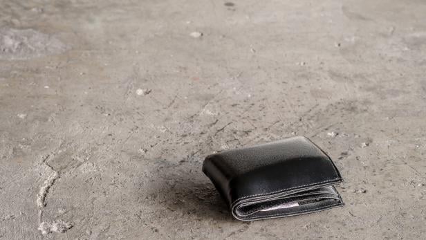 The lost wallet.
