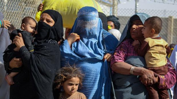 UNO rechnet mit 500.000 Flüchtlingen aus Afghanistan bis Jahresende