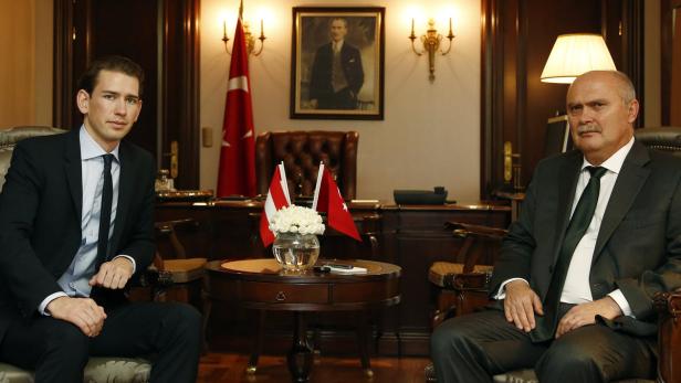Sebastian Kurz und der türkische Außenminister Feridun Hadi Sinirlioglu am Samstag.