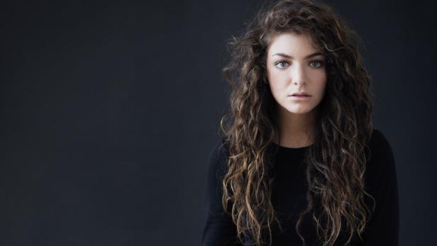 Lorde wurde am 7. November 1996 in der Nähe von Auckland als Ella Yelich-O’Connor geboren