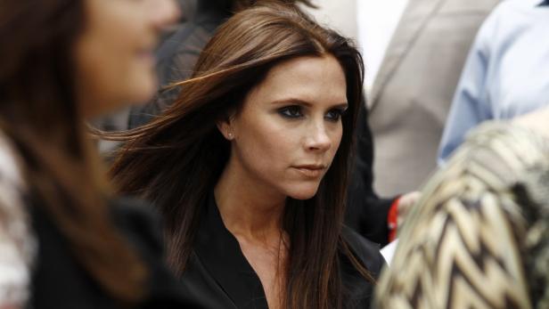 dapdVictoria Beckham is seen during the Hollywood Walk of Fame star ceremony for entertainment producer Simon Fuller in Los Angeles, Monday, May 23, 2011. Fuller is the creator of "American Idol". (Foto:Matt Sayles/AP/dapd)