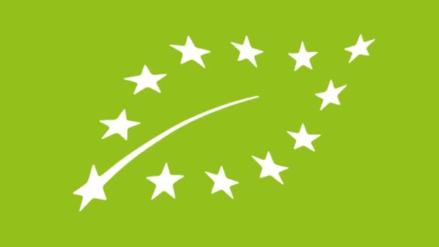 EU-Bio-Logo: Der Mindeststandard ökologischer Landwirtschaft und artgerechter Tierhaltung. Steht unter dem Logo „EU-Landwirtschaft“, dürfen maximal zwei Prozent der Ausgangsstoffe aus Drittländern kommen. Die Nennung eines einzelnen Herkunftslandes wie „Österreichische Landwirtschaft“ ist ebenfalls möglich.