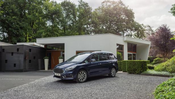 Ein Auto wie früher: Der Ford Galaxy Hybrid