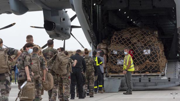 Französische Truppen halfen den US-Soldaten bei der Sicherung des Flughafens in Kabul