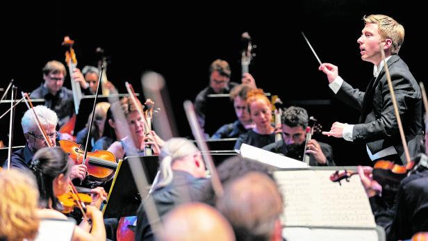 Jungstar Patrick Hahn wird Erster Gastdirigent in München