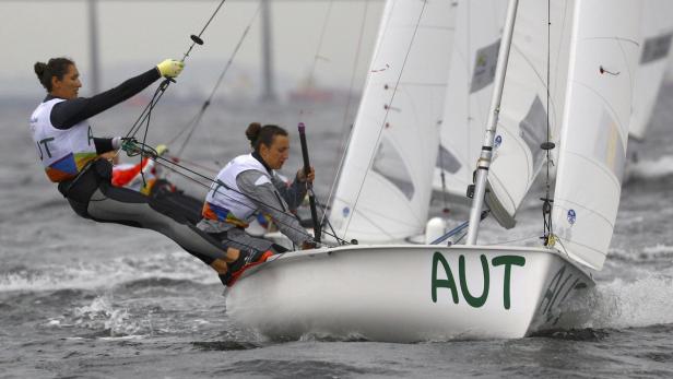 Sailing - Women's Two Person Dinghy - 470 - Race 1 Lara Vadlau und Jolanta Ogar
