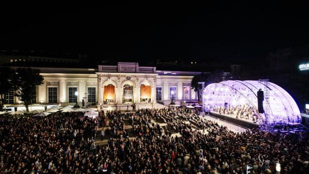 Am 26. September verwandeln die Wiener Symphoniker bereits zum 4. Mal das Museumsquartier in einen einzigartigen Open-Air-Konzertsaal