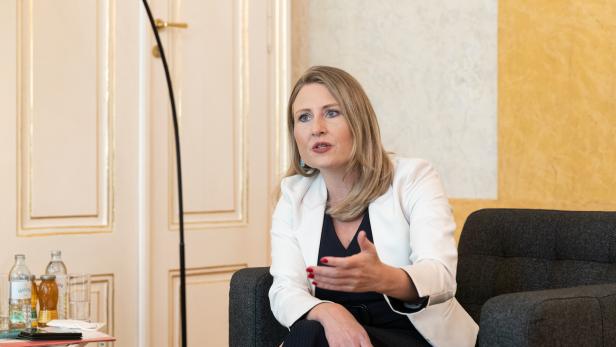 Interview mit Bundesministerin Susanne Raab