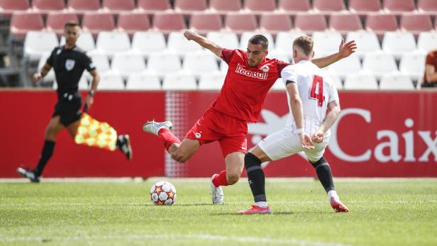 Salzburg Jugend startet mit einer Niederlage gegen Sevilla
