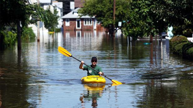Tausende nach "Irene" abgeschnitten