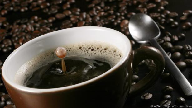 Trocknet nicht aus: Kaffee zahlt auf die Flüssigkeitsbilanz ein