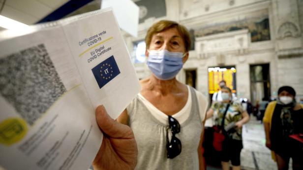 Italiener müssen Green Pass mit 3-G am Arbeitsplatz vorweisen