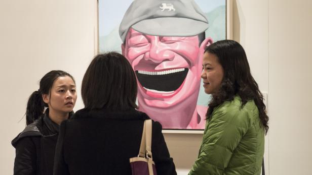 Ein Werk von Yue Minjun, das unter den rund 140 Werken bei der ersten großen Auktion von Sotheby&#039;s in China war.