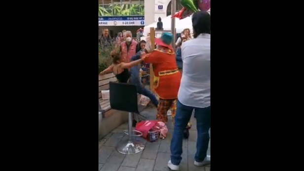 Clown-Gewalt in Wien: Mann will sich lediglich gewehrt haben