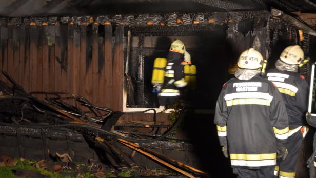 100 Feuerwehrleute waren in Gastern im Einsatz.