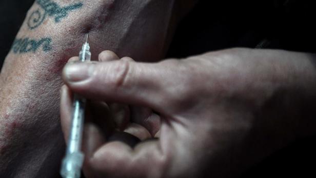 BRITAIN-SCOTLAND-HEALTH-DRUGS-ADDICTION Symbolbild