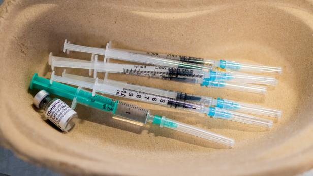 Covid: Nicht alle Impfskeptiker in einen Topf werfen