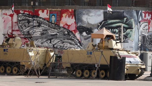 Ägyptens Regierung unter Präsident al-Sisi fürchtet neue Unruhen – entsprechend groß ist die Militärpräsenz im Land am Nil.