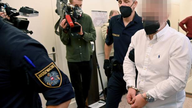 Prozess in Salzburg: 26-Jähriger tötete Ehefrau mit Messer