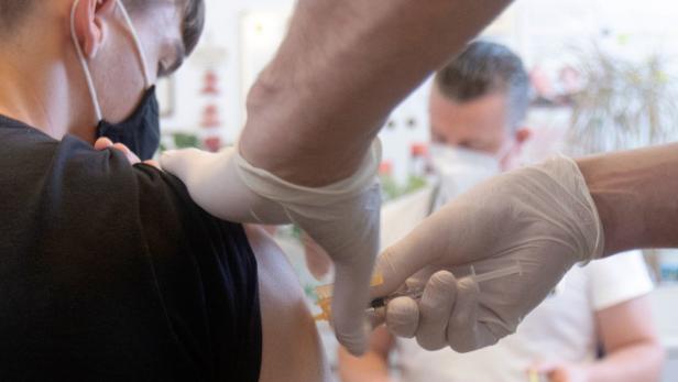 Doskozil will Ende der Corona-Maßnahmen bei 80 Prozent Impfquote