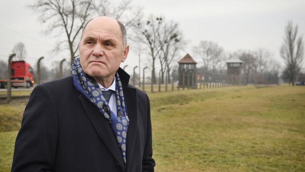 Auschwitz: Van der Bellen, Sobotka und drei Minister eröffnen heute Länderausstellung
