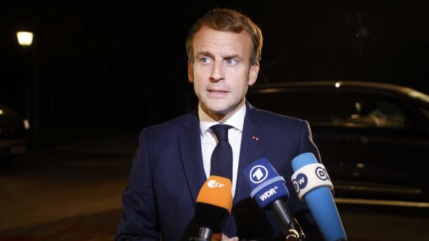 Macron stellt Bidens Wertschätzung für Frankreich in Frage