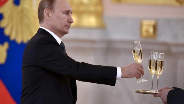 Von Seipel bis Putin: Wenn starke Männer "zur Seite treten"