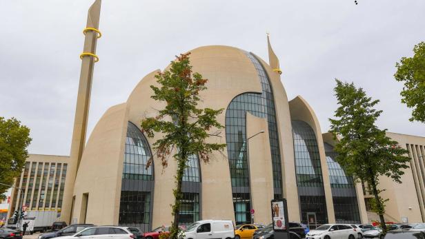 Zentralmoschee der Türkisch Islamischen Union Ditib in Köln