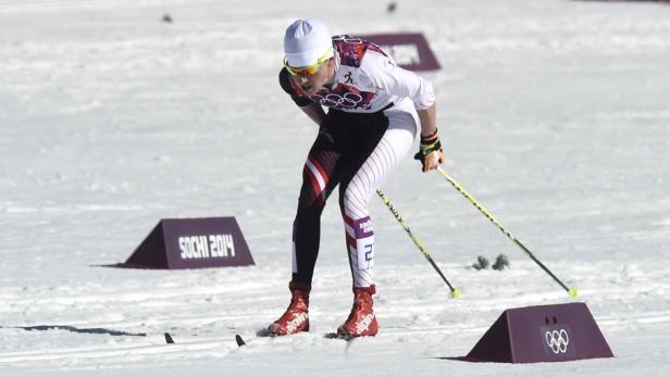 Eine Langläuferin bei den Olympischen Winterspielen in Sotschi 2014.