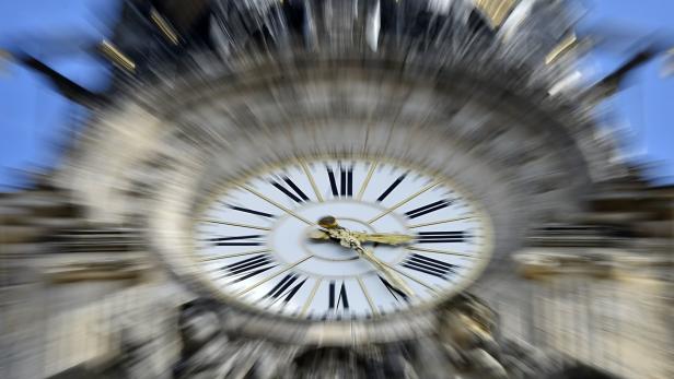 FILES-FRANCE-POLITICS-ENERGY-TIME