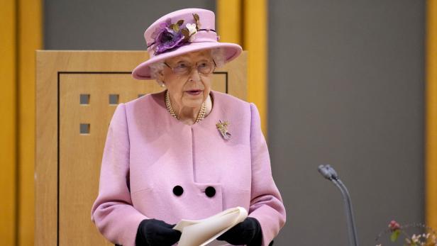 Sorge um Zukunft: Queen Elizabeth findet klare Worte und bricht Tabu