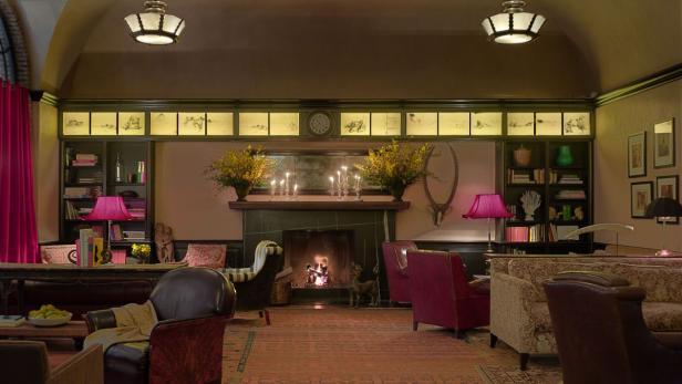 Robert De Niro - The Greenwich Hotel Im Greenwich Hotel fungiert Herr De Niro ebenfalls als Eigentümer. Das Hotel im trendigen Tribeca-Viertel des Big Apple zieht unzählige Promis an.