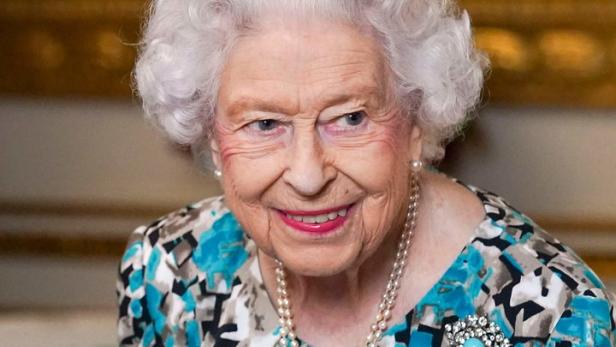 Sorge um die Queen: Weitere Vorsichtsmaßnahmen eingeleitet