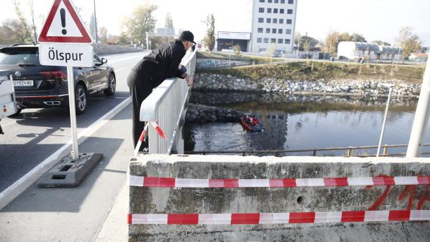Auto stürzte in Graz in die Mur: Drei Todesopfer