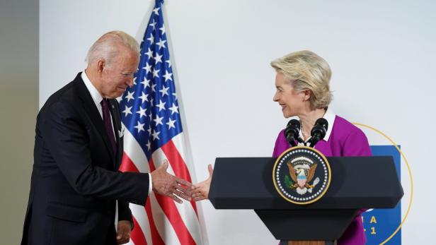 US-Präsident Joe Biden und EU-Kommissionspräsidentin Ursula von der Leyen in Rom
