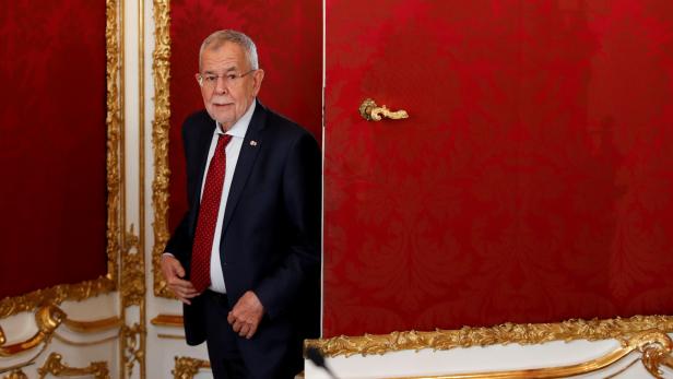 Swearing-in of Austria's new Chancellor Schallenberg